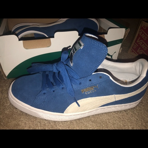 Puma - Picture 2 of 3